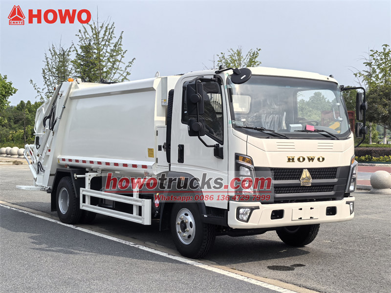 HOWO 4X4 garbage compactor vehicle