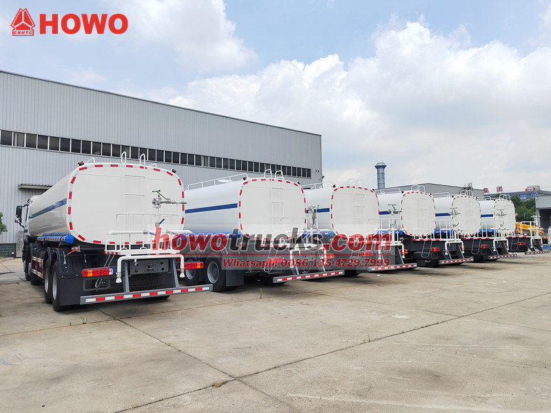 SINOTRUK water spray trucks for export