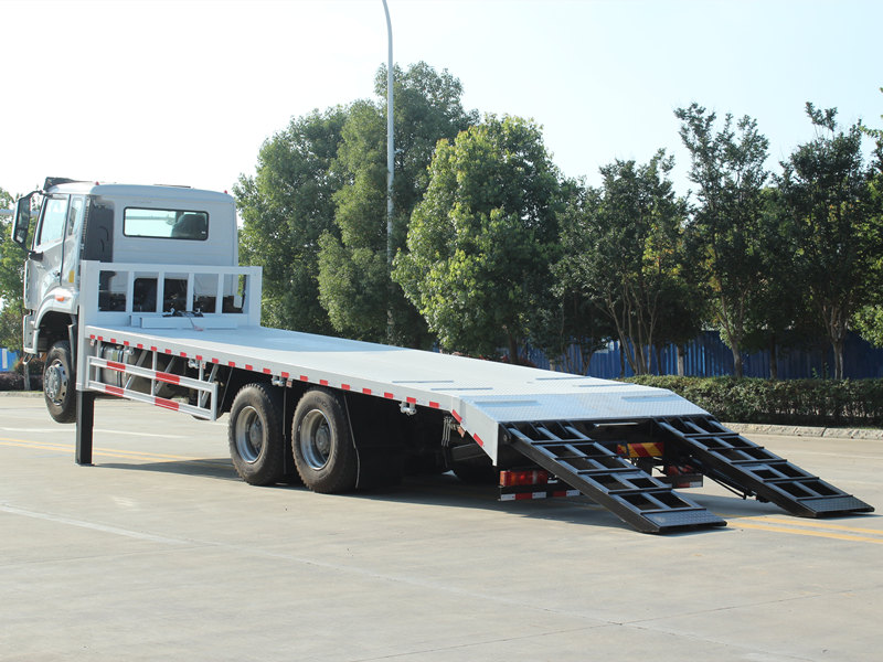 HOWO 10 wheeler flatbed trasnportation truck