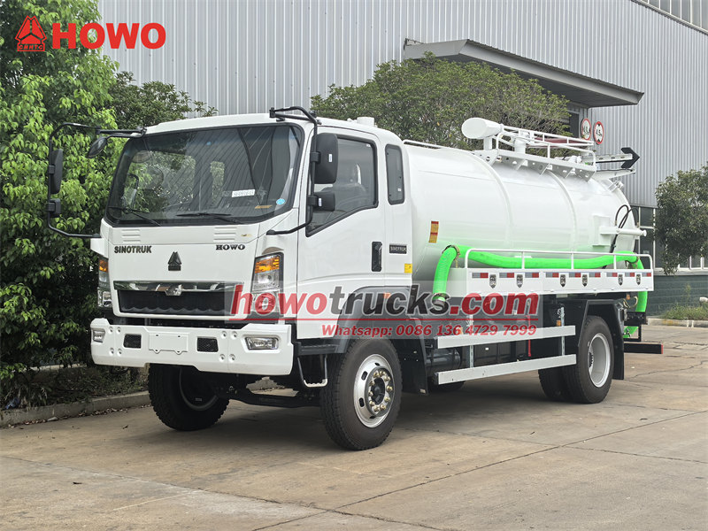 HOWO 6 wheeler vacuum tank truck