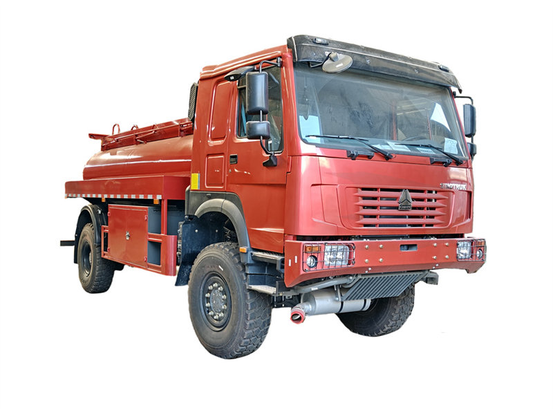 HOWO 4x4 mining oil truck HOWO 4x4 mining oil truck