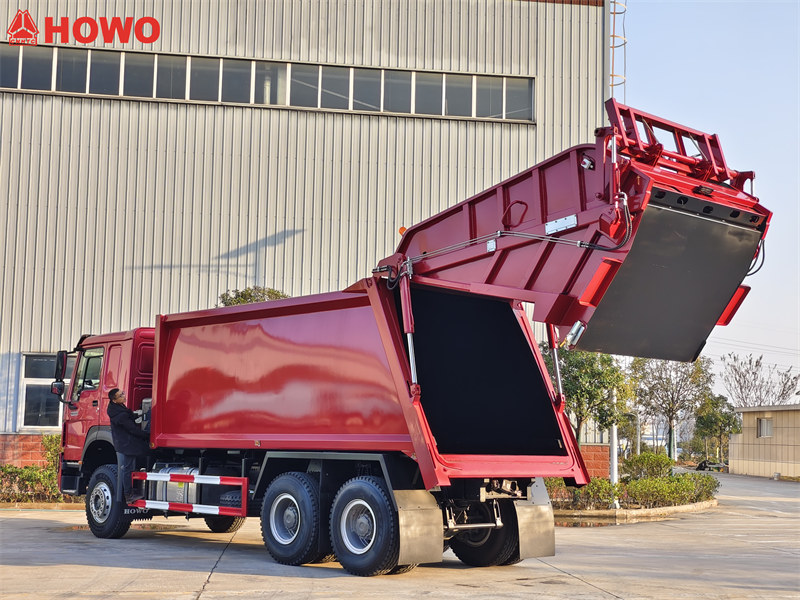 Howo garbage compactor truck