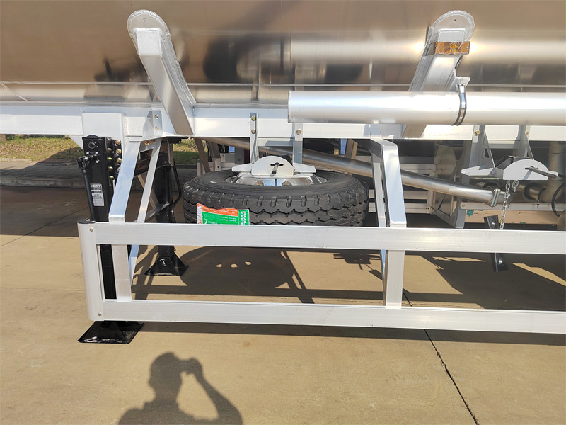 35 cbm fuel tanker semitrailer