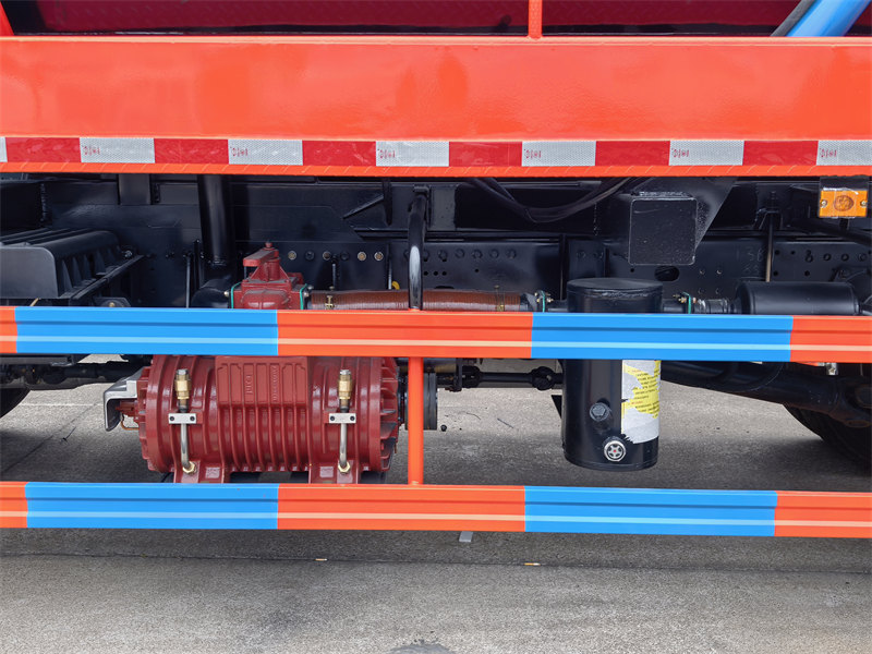 HOWO vacuum pump sewage truck